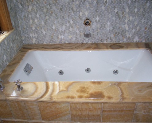 Kohler Tea for Two Bath Tub Pinstripe Valve