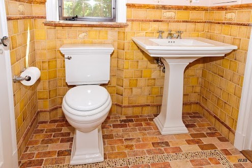 Kohler Toilet and Pedestal Lav